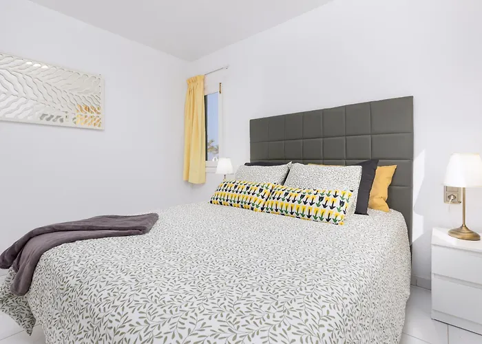Home2book Stylish Coastal Apartment, 科拉雷侯