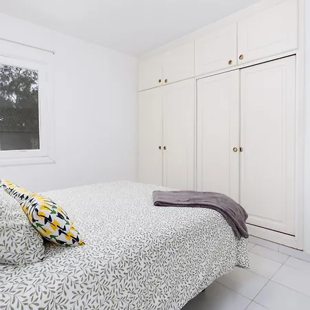 아파트 Home2book Stylish Coastal Apartment, *